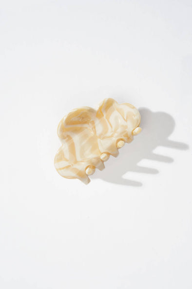 Mini Cloud Claw Hair Clip: Cream